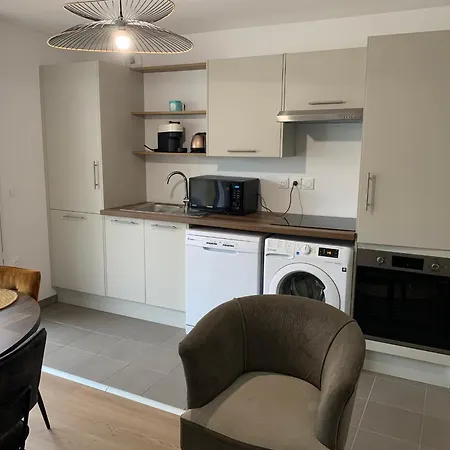 Neuf, Rdc, Centre-ville, Proche Plage, Terrasse Sud, Parking, Ideal Famille - Fr-1-482-141 *