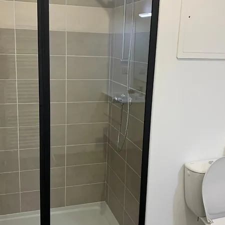 Neuf, Rdc, Centre-ville, Proche Plage, Terrasse Sud, Parking, Ideal Famille - Fr-1-482-141 *